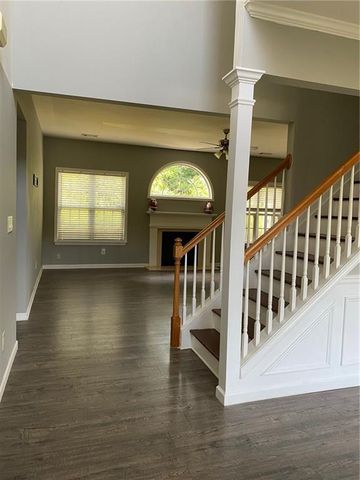 425 Beckenham Walk Drive, Dacula, GA 30019