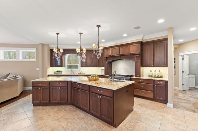 474 E 1200 N, Chesterton, IN 46304