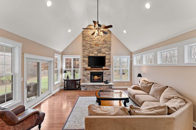 474 E 1200 N, Chesterton, IN 46304