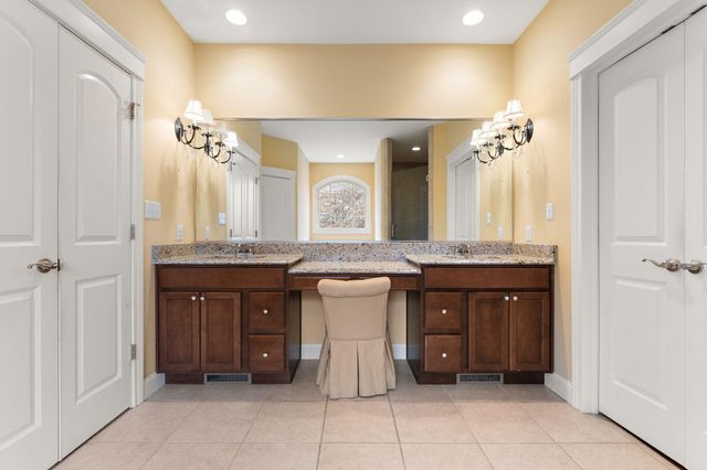 474 E 1200 N, Chesterton, IN 46304