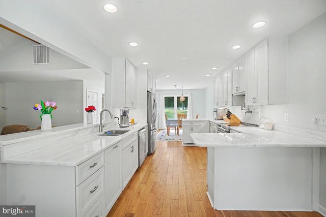 12029 PALISADES DR, Dunkirk, MD 20754