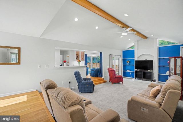 12029 PALISADES DR, Dunkirk, MD 20754