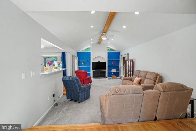 12029 PALISADES DR, Dunkirk, MD 20754