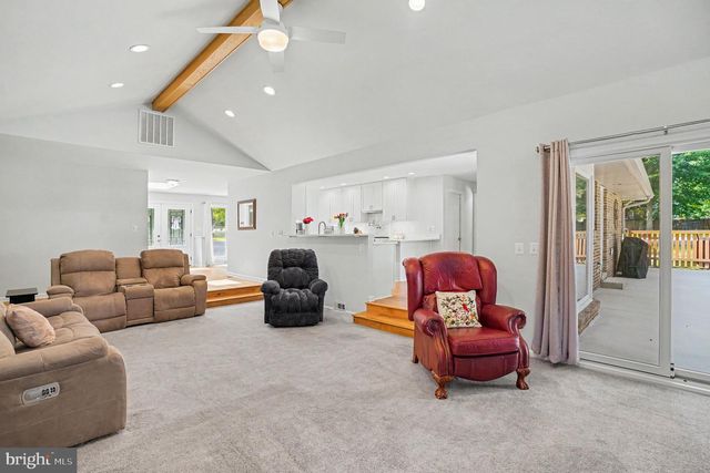 12029 PALISADES DR, Dunkirk, MD 20754
