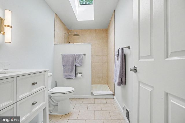 12029 PALISADES DR, Dunkirk, MD 20754