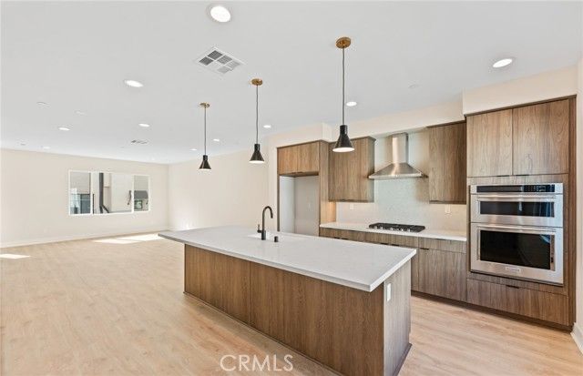 103 Sorrel Court, Burbank, CA 91506