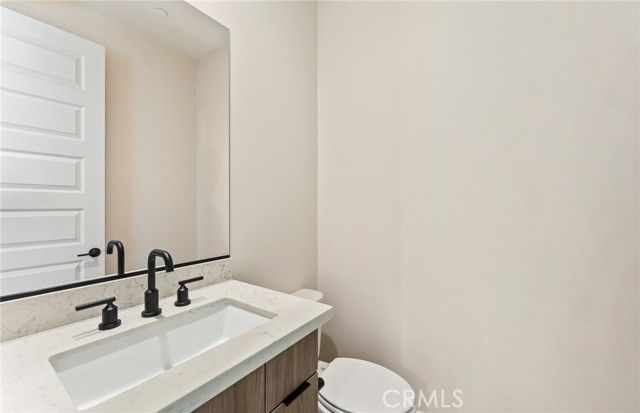 103 Sorrel Court, Burbank, CA 91506