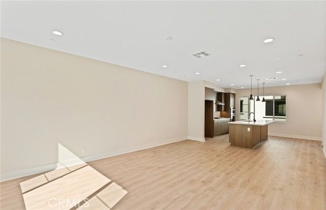 103 Sorrel Court, Burbank, CA 91506