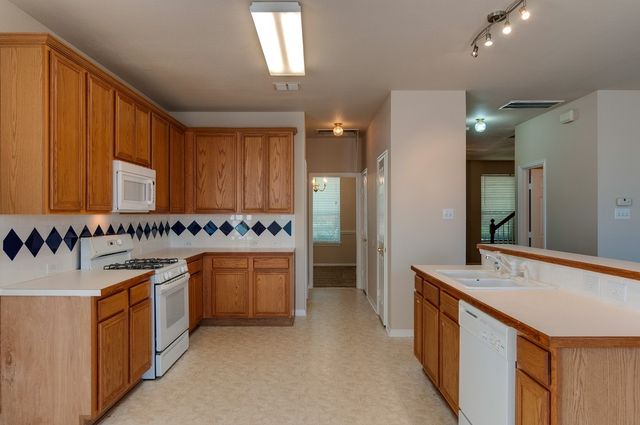 5205 Rush Creek Court, Fort Worth, TX 76244