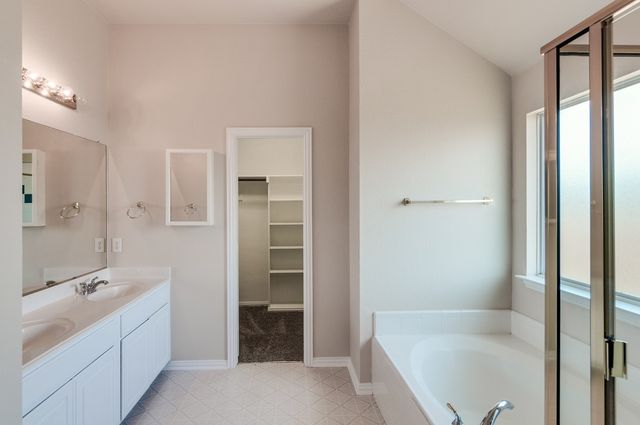 5205 Rush Creek Court, Fort Worth, TX 76244