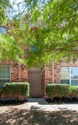 5205 Rush Creek Court, Fort Worth, TX 76244