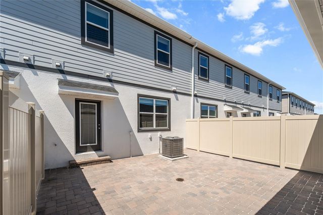 1363 MOUNT ROYAL DRIVE, St Cloud, FL 34771