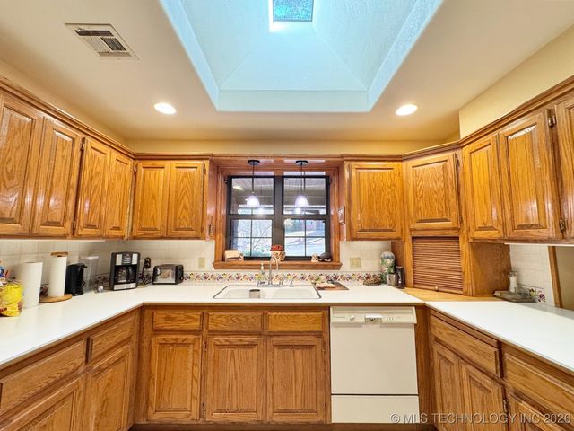 99 Greentree Drive, Tahlequah, OK 74464