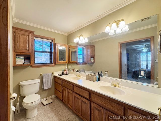 99 Greentree Drive, Tahlequah, OK 74464