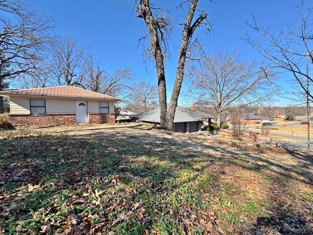 99 Greentree Drive, Tahlequah, OK 74464