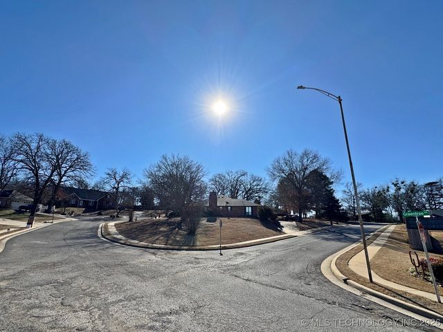 99 Greentree Drive, Tahlequah, OK 74464