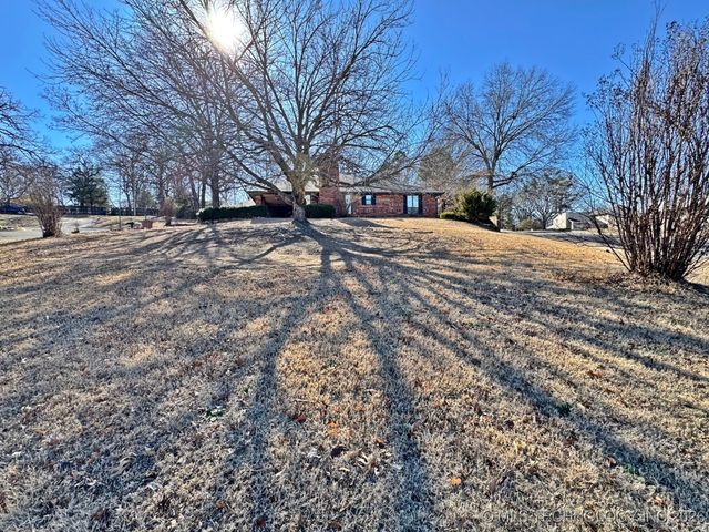 99 Greentree Drive, Tahlequah, OK 74464