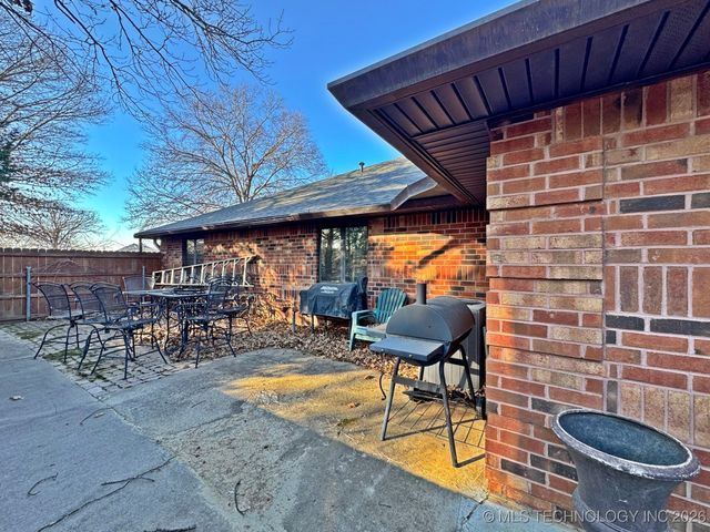 99 Greentree Drive, Tahlequah, OK 74464