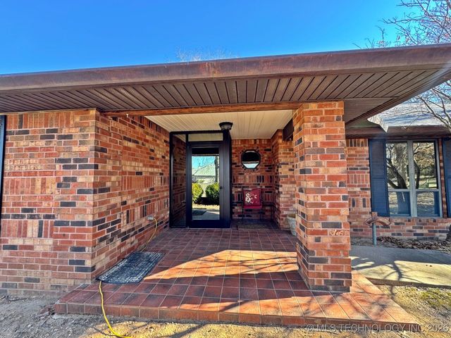 99 Greentree Drive, Tahlequah, OK 74464