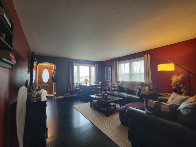 7107 38th STREET, Kenosha, WI 53144