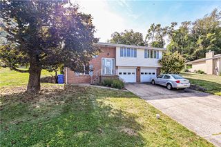 671 McMahon Dr, North Huntingdon, PA 15642