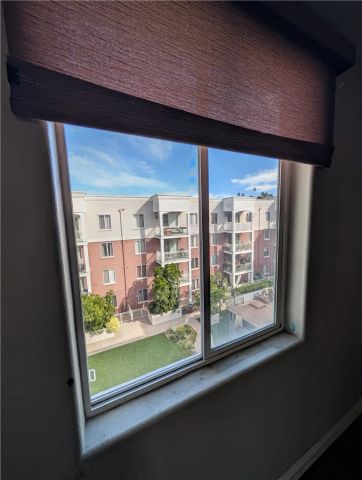 3740 Santa Rosalia, Los Angeles, CA 90008