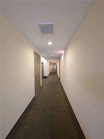 3740 Santa Rosalia, Los Angeles, CA 90008