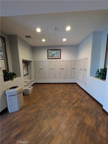 3740 Santa Rosalia, Los Angeles, CA 90008