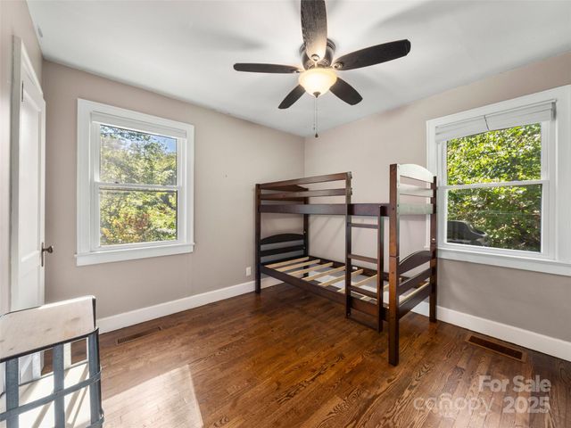 103 Aurora Drive, Asheville, NC 28805