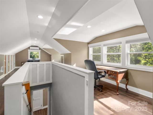 103 Aurora Drive, Asheville, NC 28805