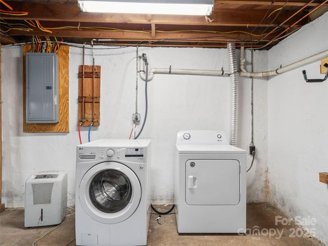 103 Aurora Drive, Asheville, NC 28805