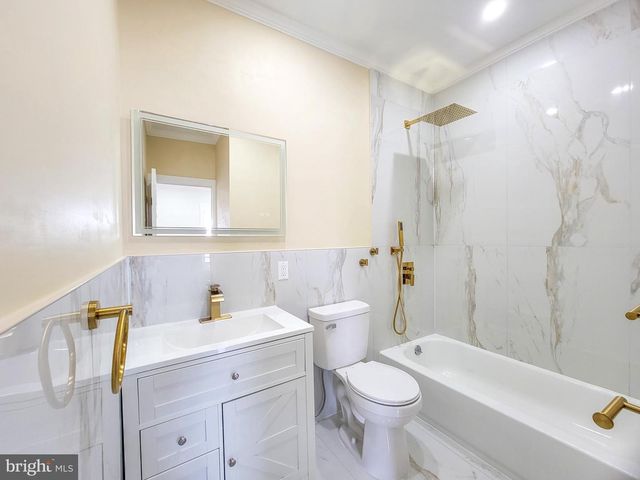 5502 MASTER ST, Philadelphia, PA 19131