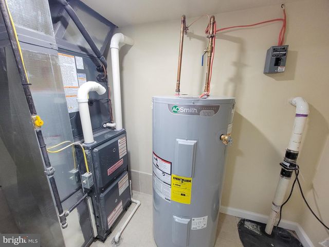 5502 MASTER ST, Philadelphia, PA 19131