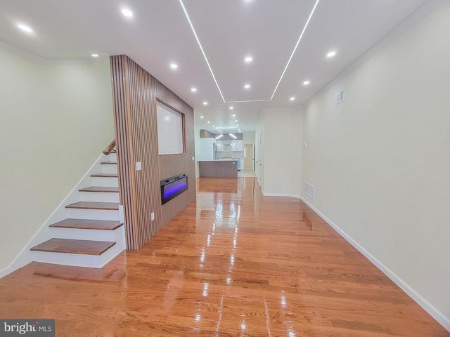 5502 MASTER ST, Philadelphia, PA 19131