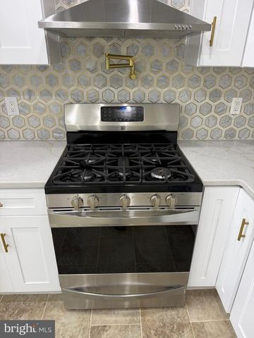 5502 MASTER ST, Philadelphia, PA 19131