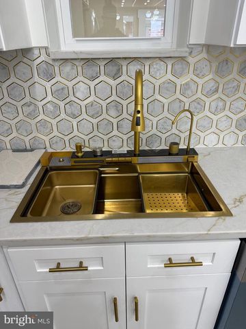 5502 MASTER ST, Philadelphia, PA 19131