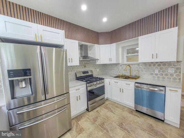 5502 MASTER ST, Philadelphia, PA 19131