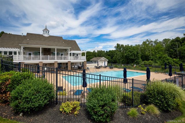 36 Farmington Road, Wappingers Falls, NY 12590
