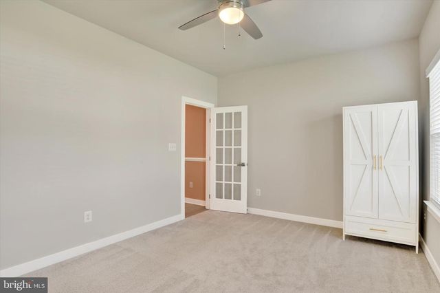 100 GRAYHAWK WAY S, Mechanicsburg, PA 17050