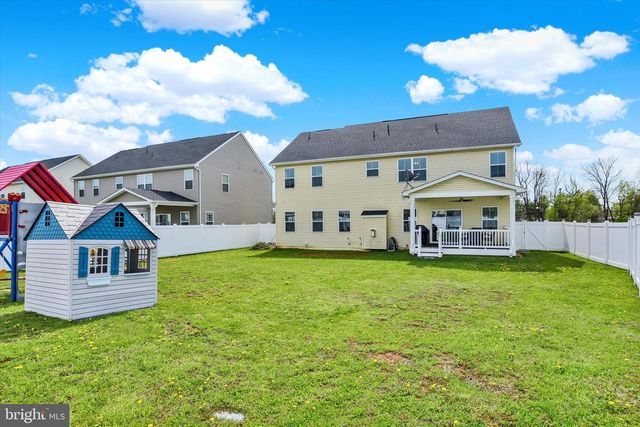 100 GRAYHAWK WAY S, Mechanicsburg, PA 17050