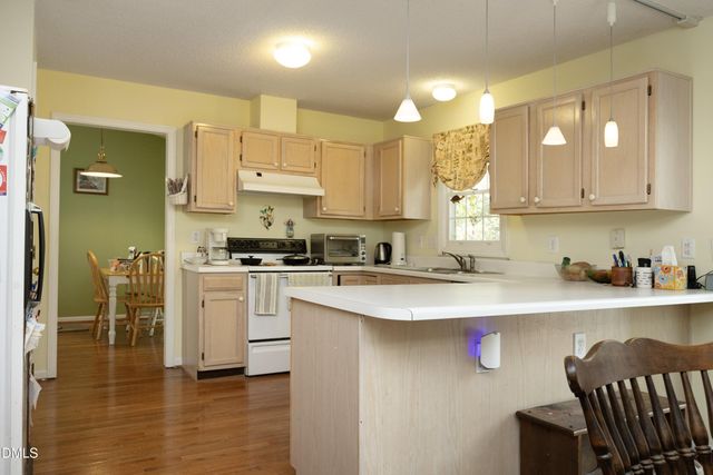 104 Penland Court, Cary, NC 27519