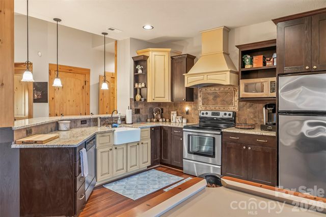 143 Nature Walk Drive, Marion, NC 28752