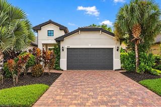 7670 Jacaranda LN, Naples, FL 34114