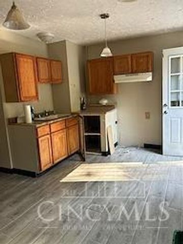 3129 Durrell Avenue, Cincinnati, OH 45207