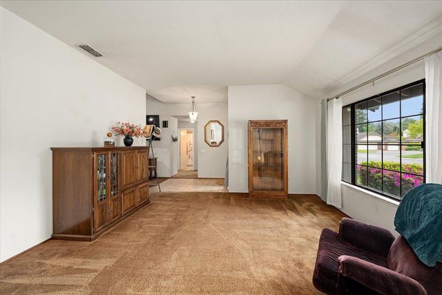 12001 Prospect Hill Dr, Gold River, CA 95670