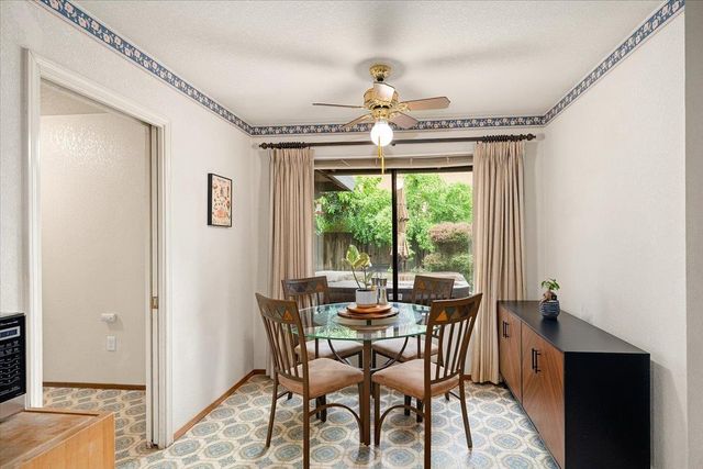 12001 Prospect Hill Dr, Gold River, CA 95670