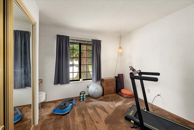 12001 Prospect Hill Dr, Gold River, CA 95670