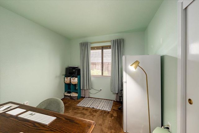 12001 Prospect Hill Dr, Gold River, CA 95670