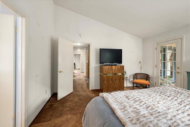 12001 Prospect Hill Dr, Gold River, CA 95670