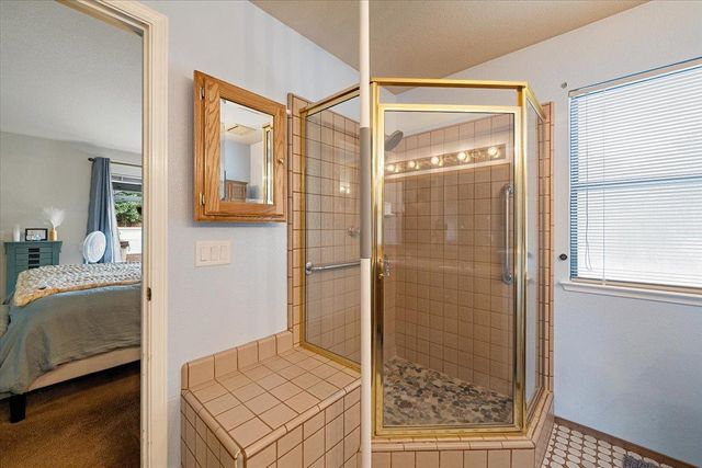 12001 Prospect Hill Dr, Gold River, CA 95670